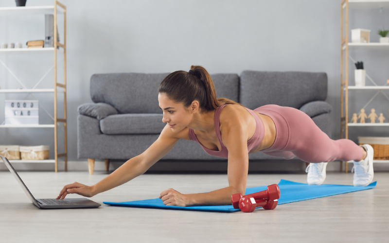 Cómo iniciar un negocio de entrenador personal online desde casa